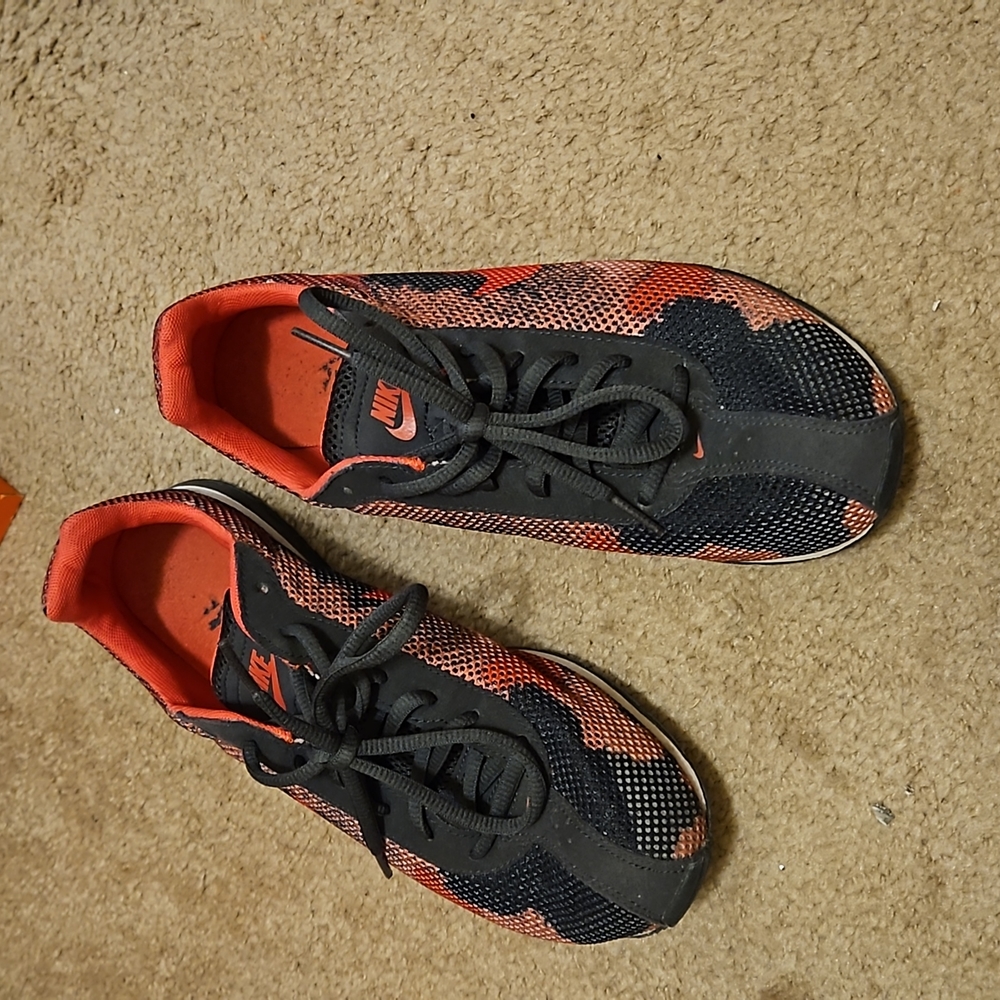 Nike rare red camo shoes